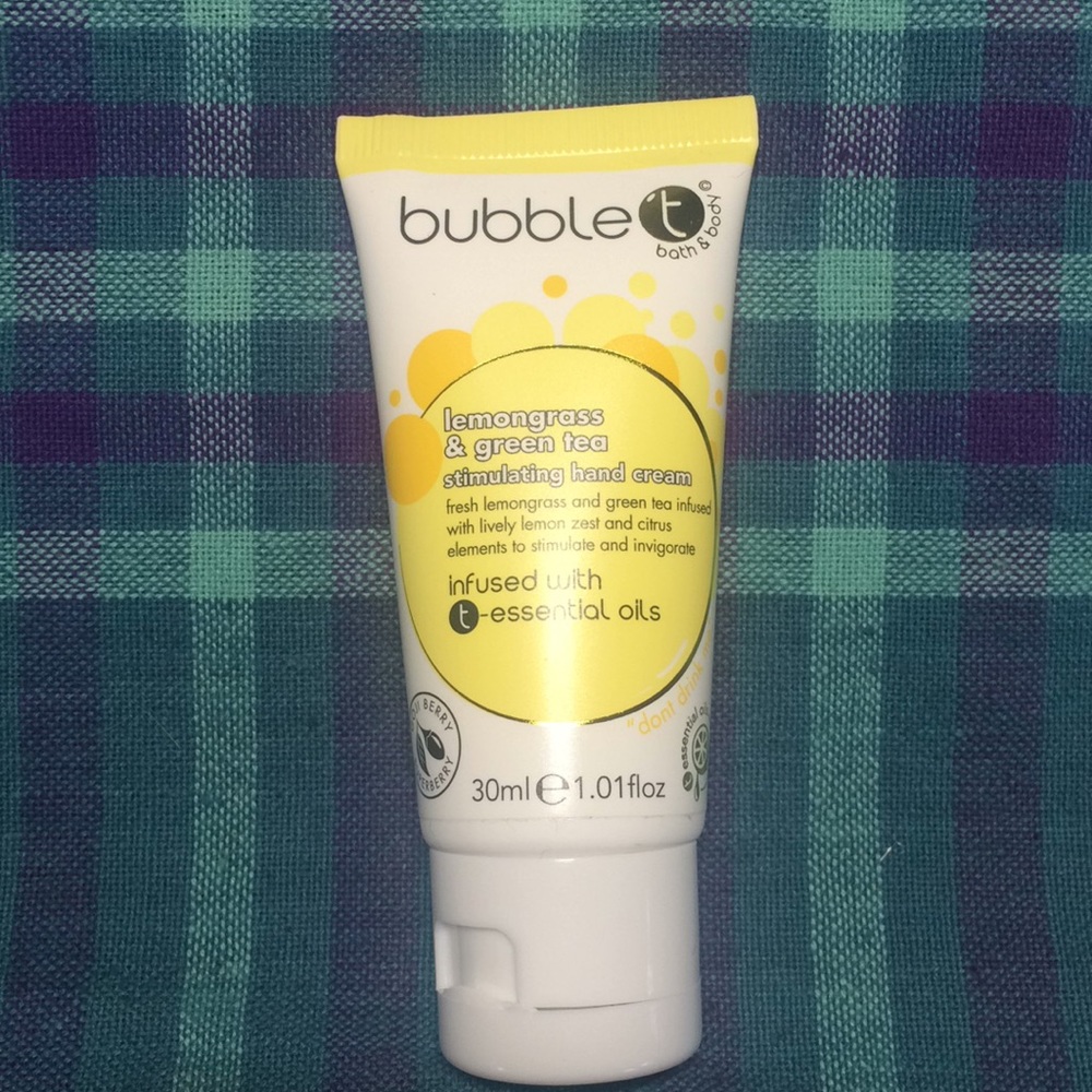 Bubble hand cream